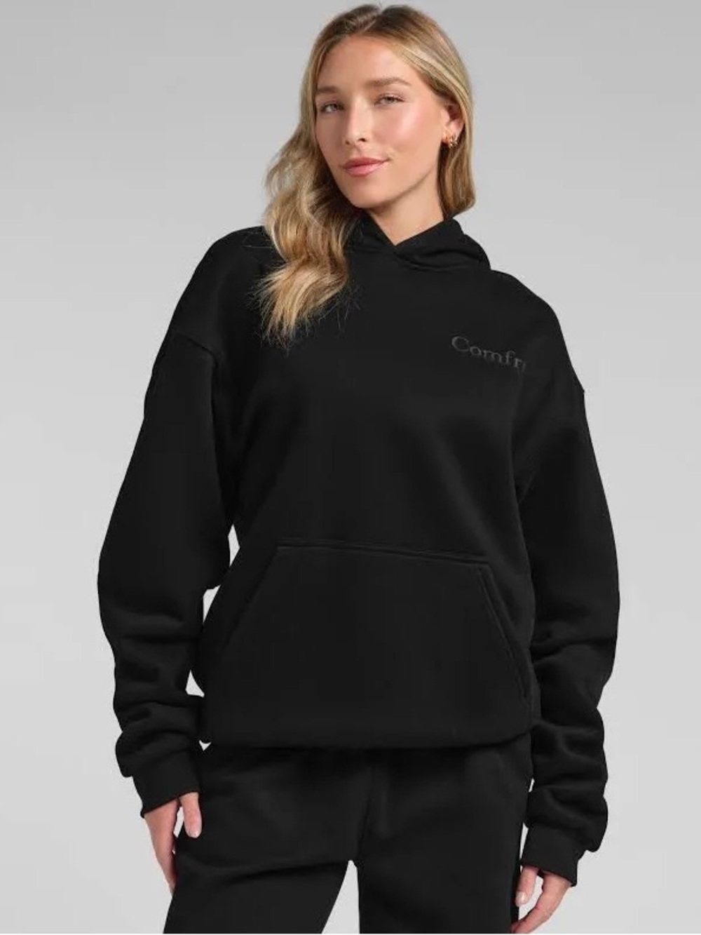 Comfrt Black Relaxed Hoodie Unisex Mega M